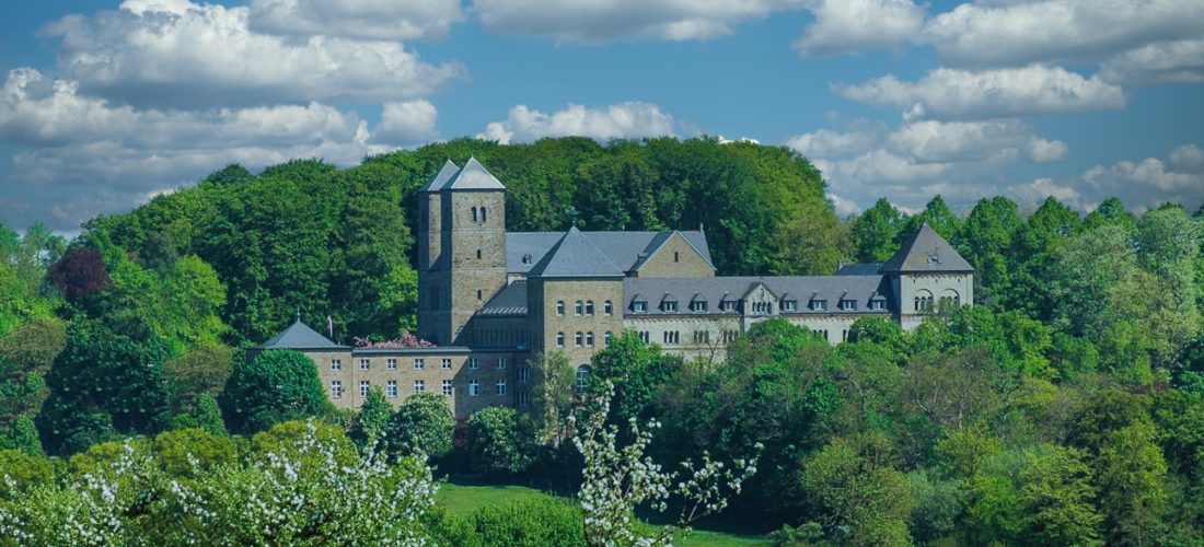 startseite-2560x1204